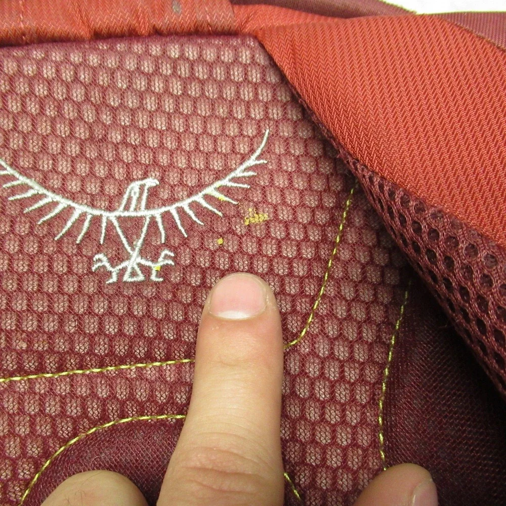Osprey‎ Nebula Backpack Unisex One Size Red Hiking Daypack Outdoor Travel Bag
